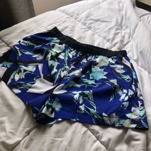 Cute Blue Floral shorts